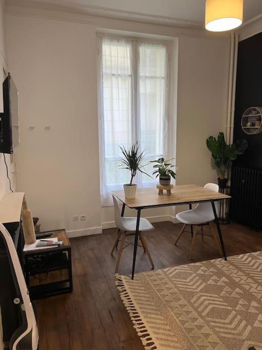 Appartement Magnifique Paris 18 Exteriör bild