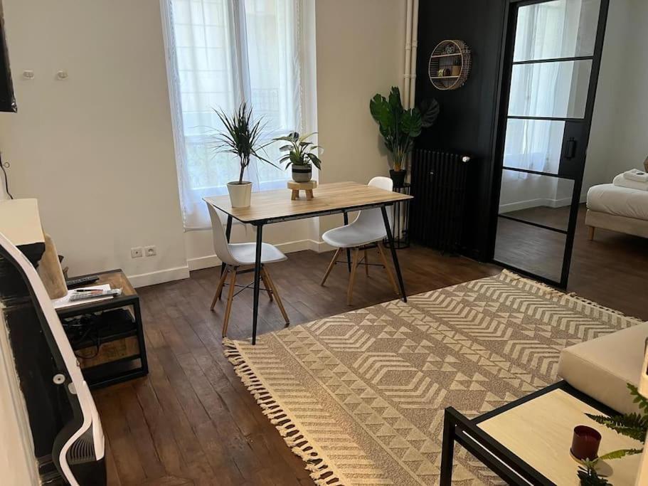 Appartement Magnifique Paris 18 Exteriör bild