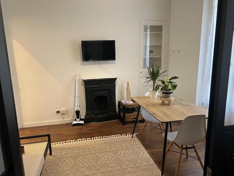 Appartement Magnifique Paris 18 Exteriör bild